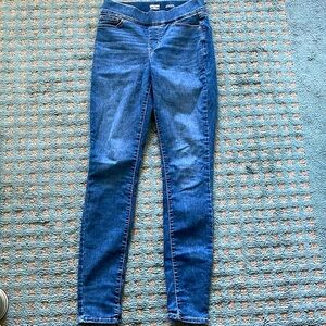 Levi's Pull on Jeggings EUC